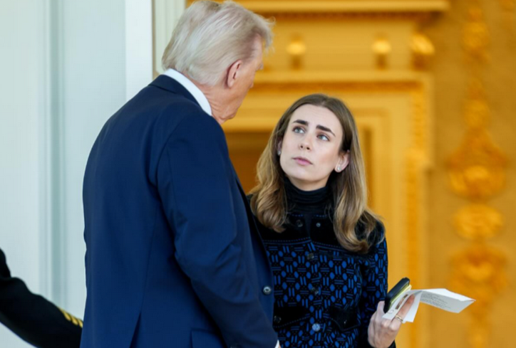 Trump'tan üç kadın gözdesine 45 bin dolarlık servet! Beyaz Saray'da çatı katı karıştı - Resim: 4