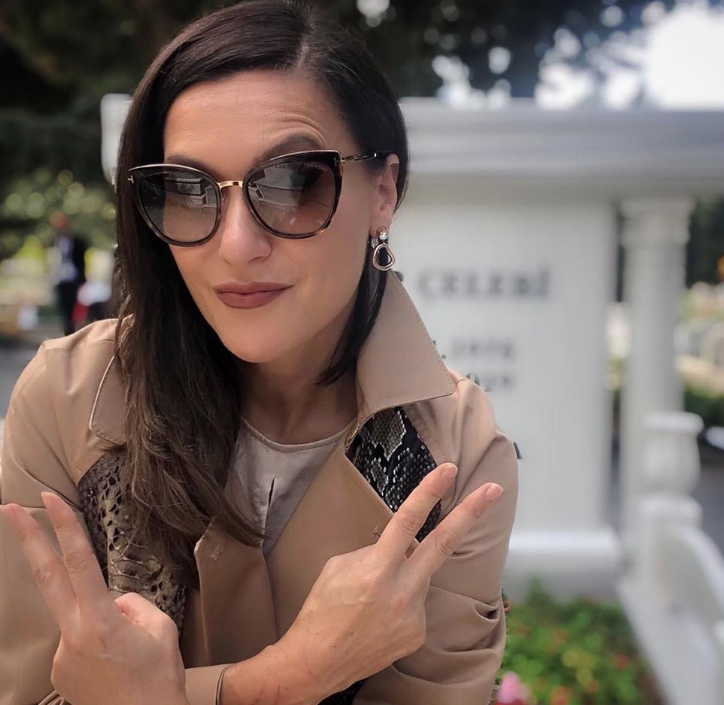 Şevval Sam yatakta cesur pozuyla sosyal medyayı salladı - Resim: 3