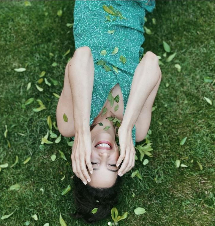 Eski Dünya Güzeli Azra Akın'dan çok konuşulacak estetik açıklaması - Resim: 3