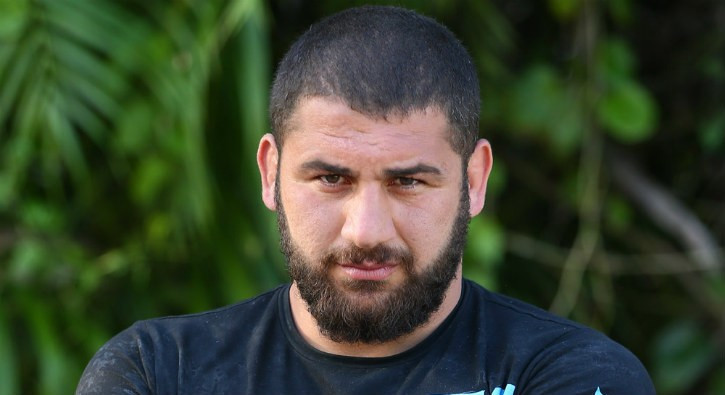 Survivor'dan elendi, adayı bombaladı - Resim: 1