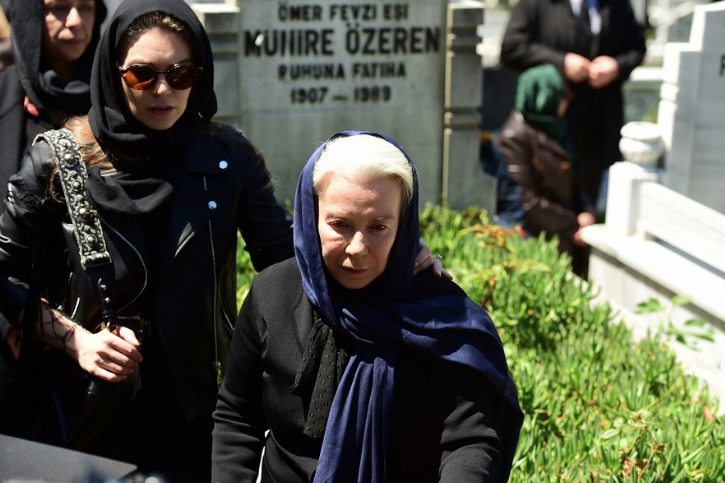 İstanbullu Gelin'de beklenmeyen ölüm! Garip'in vedası yürekleri burktu - Resim: 3