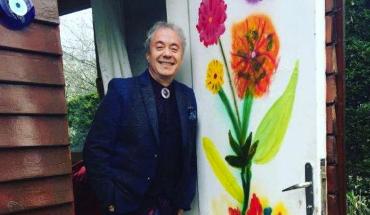 Ünlülerin siyasi görüşleri belli oldu! Hangi ünlü hangi partiye oy veriyor? Merak edilen o dev liste... - Resim: 4