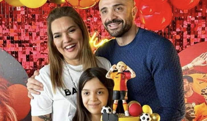 Demet Akalın'dan şaşırtan karar! Kızları Hira dizide oynayacak... - Resim: 1