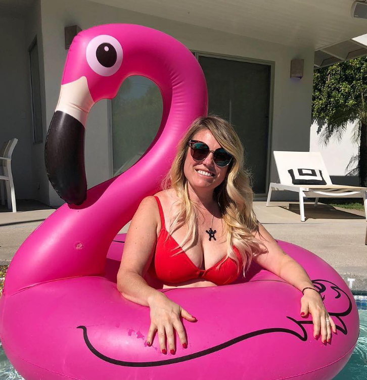 Şirkette uyuyan kadının hayatı değişti! Patronun gözüne girdi, öyle bir terfi aldı ki... - Resim: 2