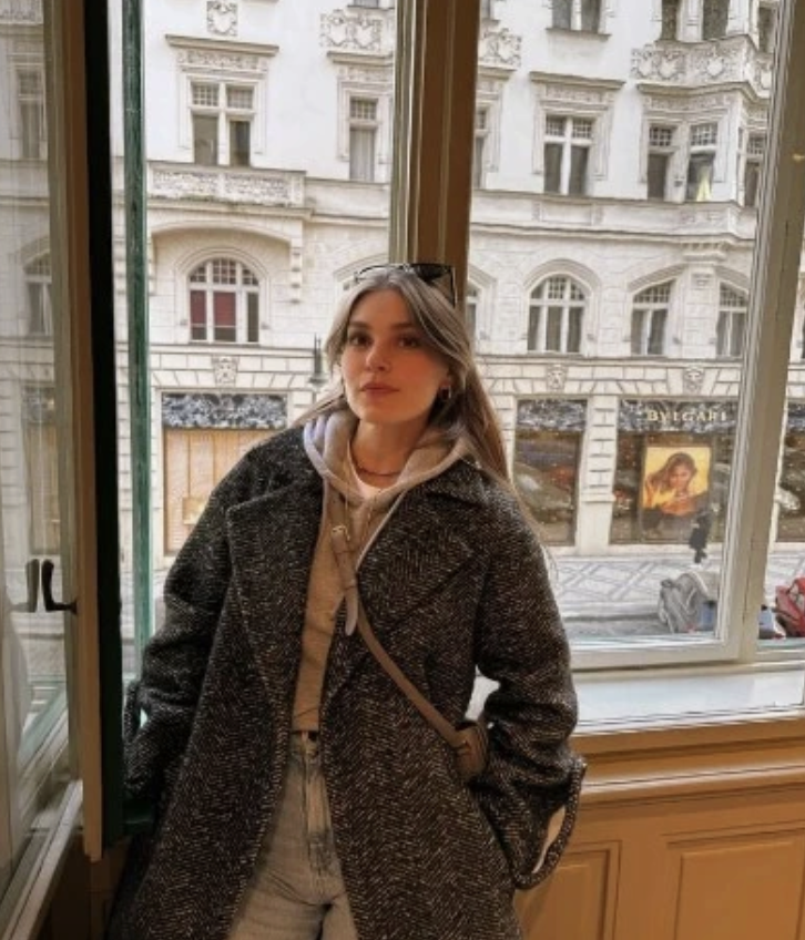 Aslı Enver yurdu terk ediyor! Taşınma sebebi bakın neymiş... - Resim: 2
