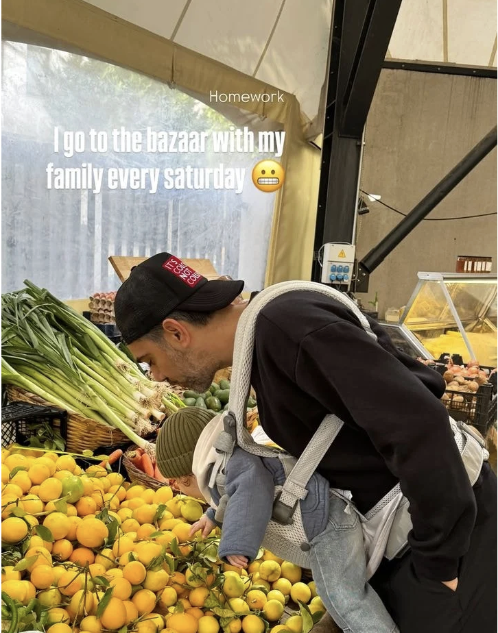 Neslihan Atagül ve Kadir Doğulu oğulları ile pazarda... - Resim: 4