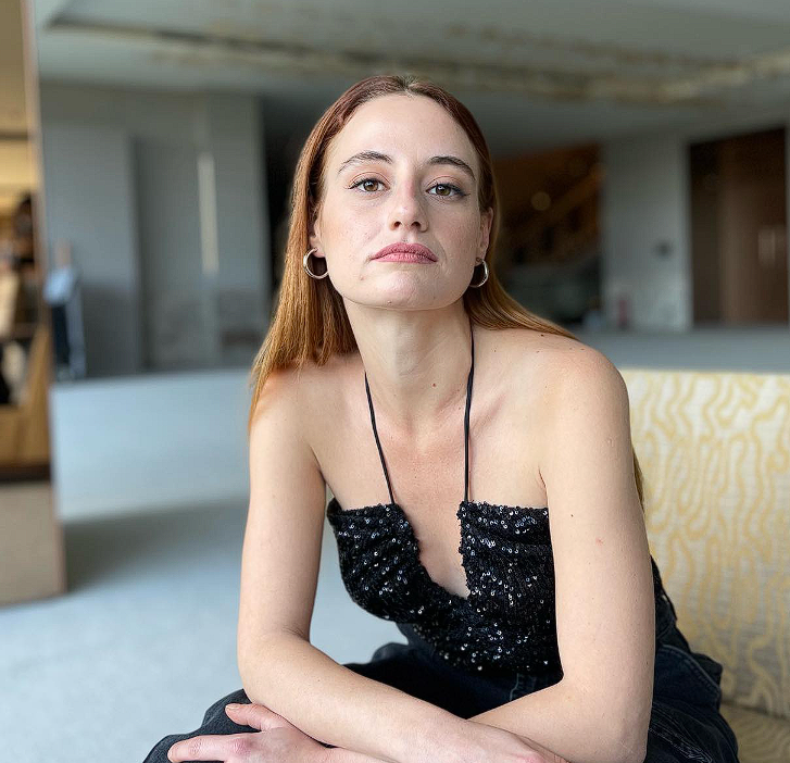 İlk cinsel deneyimini anlattı, 'Annem gülerek tepki verdi' dedi! Oyuncu Nazlı Bulum itirafıyla gündemde - Resim: 2