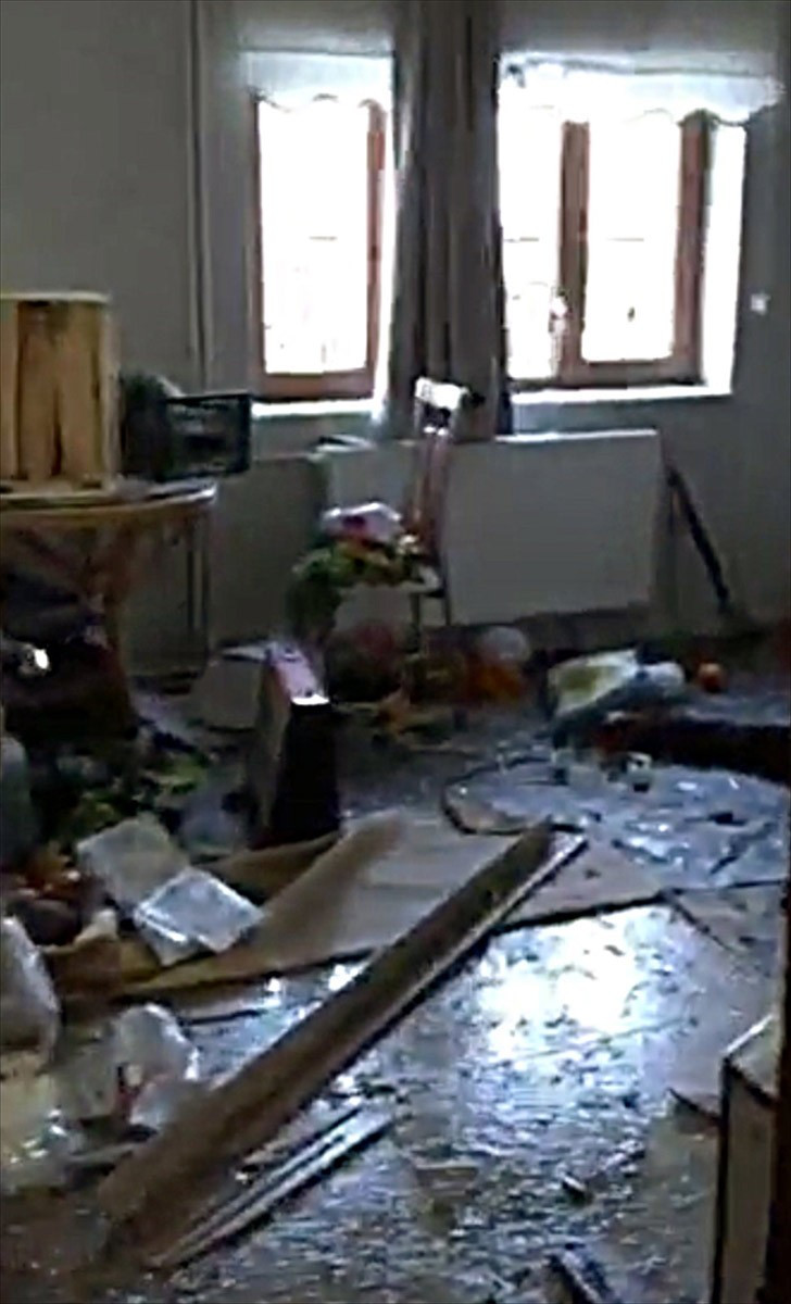 PKK'nın havuzlu villasından neler çıktı neler - Resim: 2