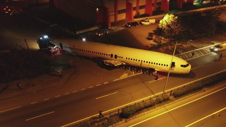 Yer Trabzon gece yarısı herkesi meraklandıran görüntü! - Resim: 2