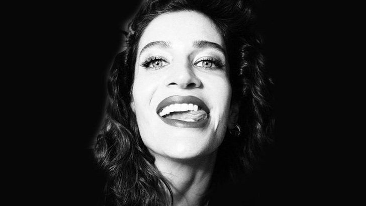 Dilli kareler her yerde! Berrak Tüzünataç sosyal medyayı salladı! - Resim: 1