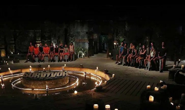 Gözyaşları sel oldu Survivor'da beklenmedik ayrılık bakın kim elendi - Resim: 1