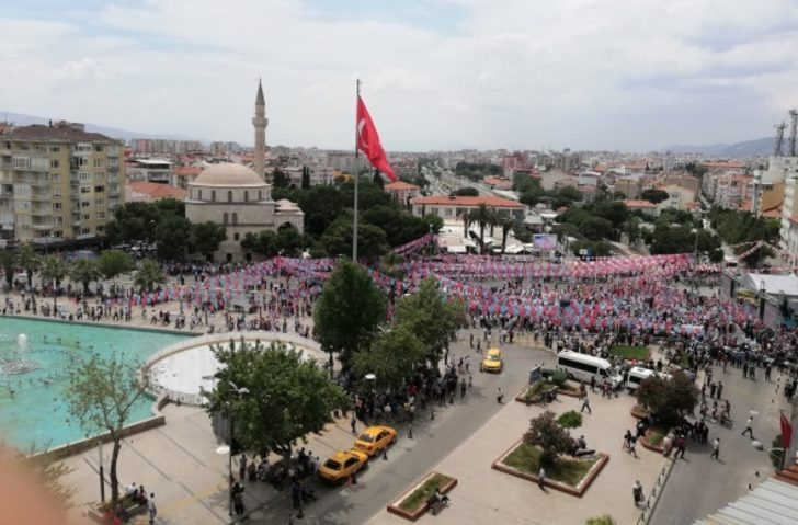 Akşener'e miting alanında büyük şok! - Resim: 1