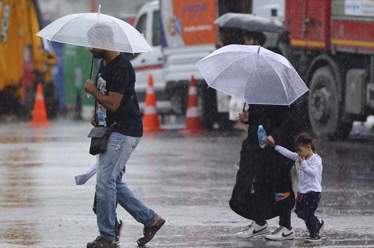 Meteoroloji uyardı! Bu hafta da bitmiyor Hava durumuna bakmadan aman çıkmayın - Resim: 1