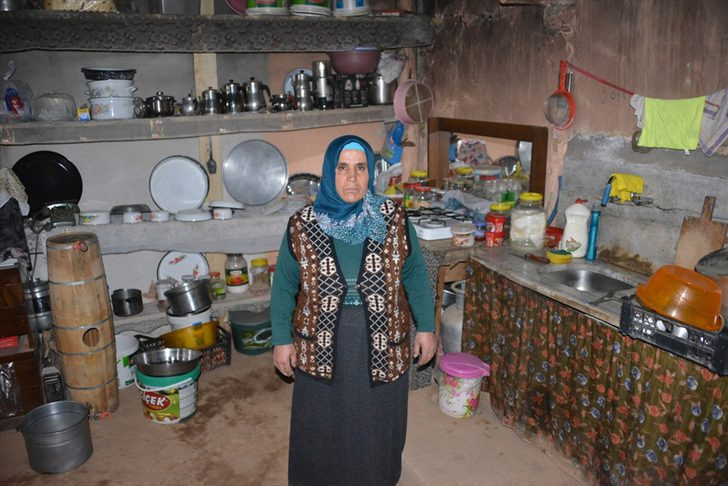 Çiftçi kadın kursiyere özel servis aracı - Resim: 3