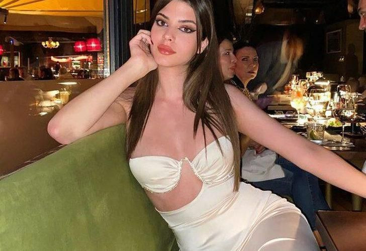 19 yaşındaki Derin Talu çok cesur! File çoraplı mini etekli paylaşımı olay! - Resim: 4