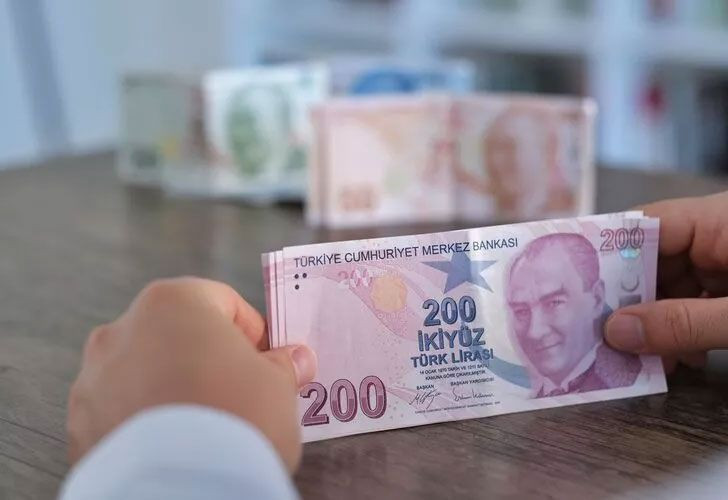 4 ayda memurun maaşı 2 bin 800, asgari ücret bin 700 lira eridi! Emekli üç ayda bin 700 TL kaybetti - Resim: 2