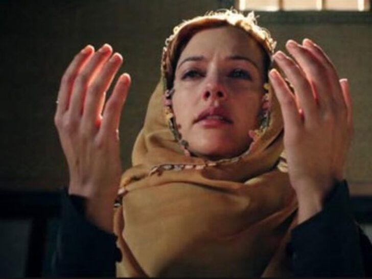 Meryem Uzerli Kur'an-ı Kerim okumaya başladı! Maneviyata yöneldi - Resim: 2