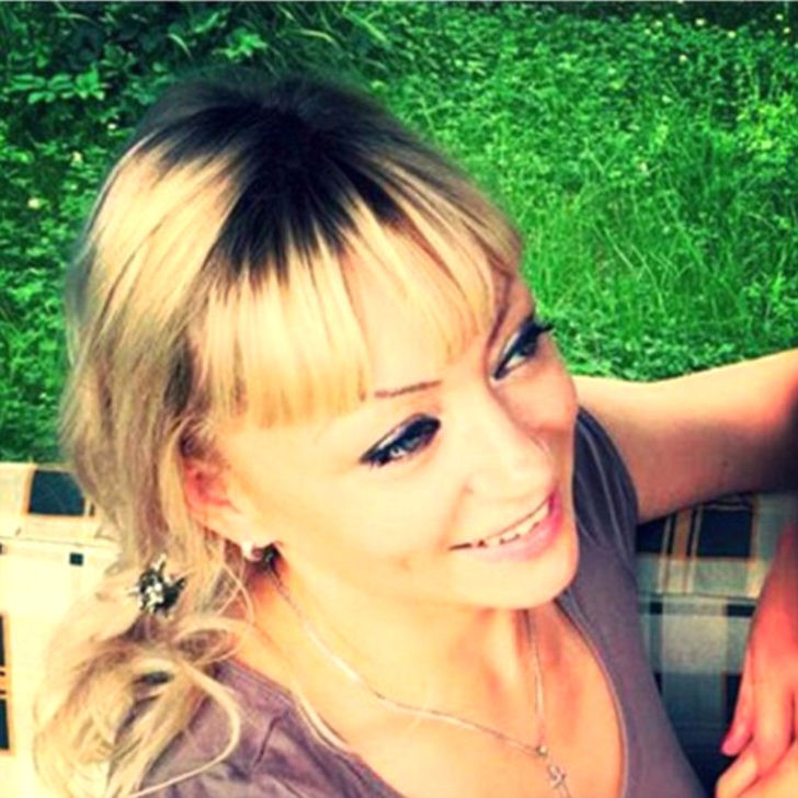 Rus öğretmen öğrencisiyle ilişkiye girerken basıldı! - Resim: 1