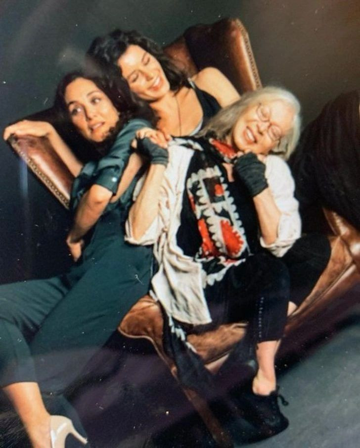 Beren Saat'ten dikkat çeken Kadınlar Günü mesajı bakın neler yazıldı - Resim: 1