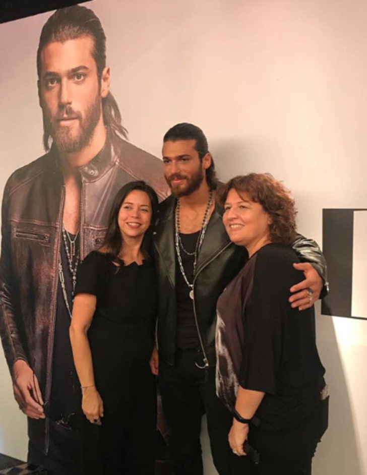 Dilan Çiçek'in bir de annesine bakın! İşte ünlüler ve anneleri... - Resim: 3