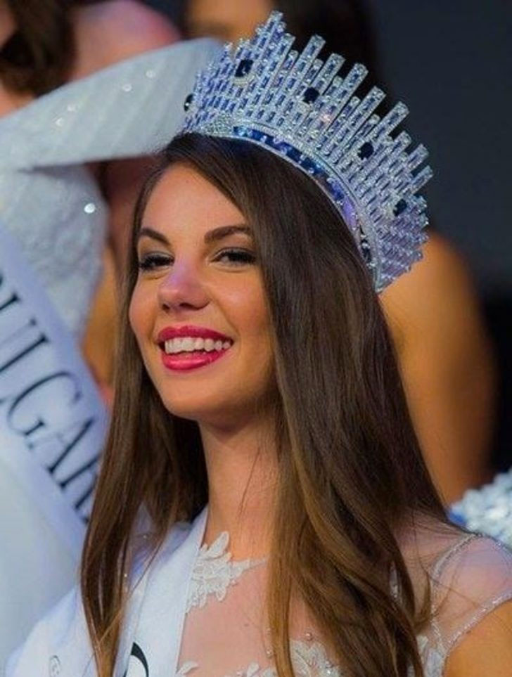Miss Turkey ikincisi Tara De Vries bakın hangi ünlü güzelin kızı çıktı? - Resim: 1