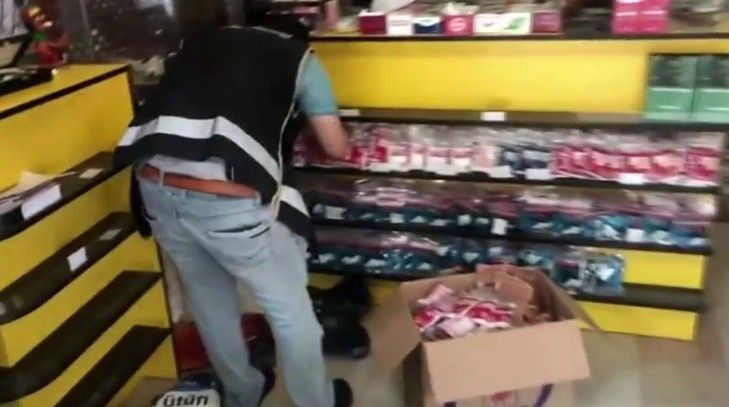 İstanbul'da kaçakçılık operasyonunda 430 kilo altın ele geçirildi - Resim: 4