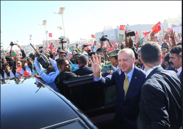 Moritanyalılar Cumhurbaşkanı Erdoğan’ı coşkuyla karşıladı - Resim: 1
