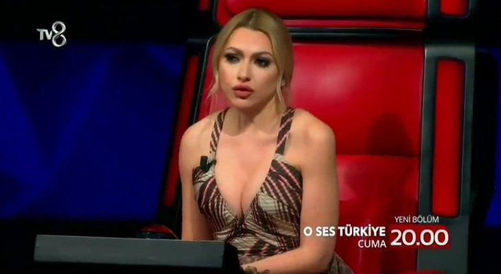 Hadise silikon taktırmış! O Ses'teki dekoltesi medyayı salladı - Resim: 3