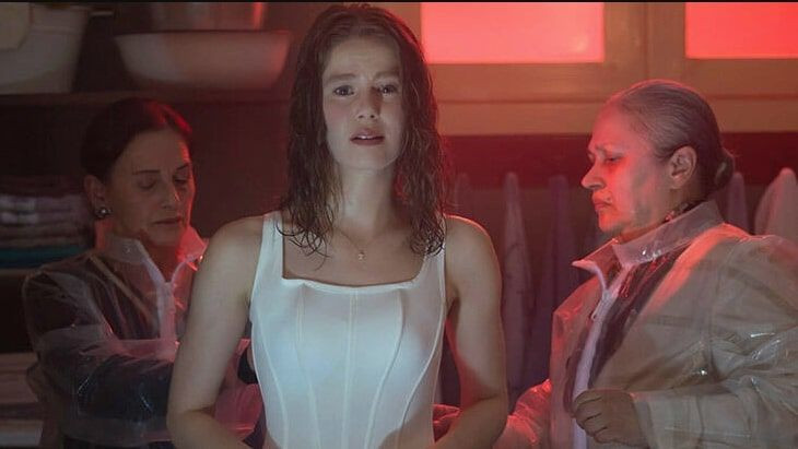 Camdaki Kız'la Türk dizi tarihinde bir ilk yaşandı seyirci yönetmene isyan etti - Resim: 2