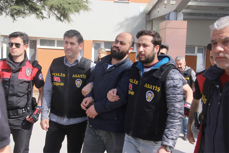 Volkan Bayar ve eşiyle ilgili çok vahim iddialar var bunlar doğru mu? - Resim: 4