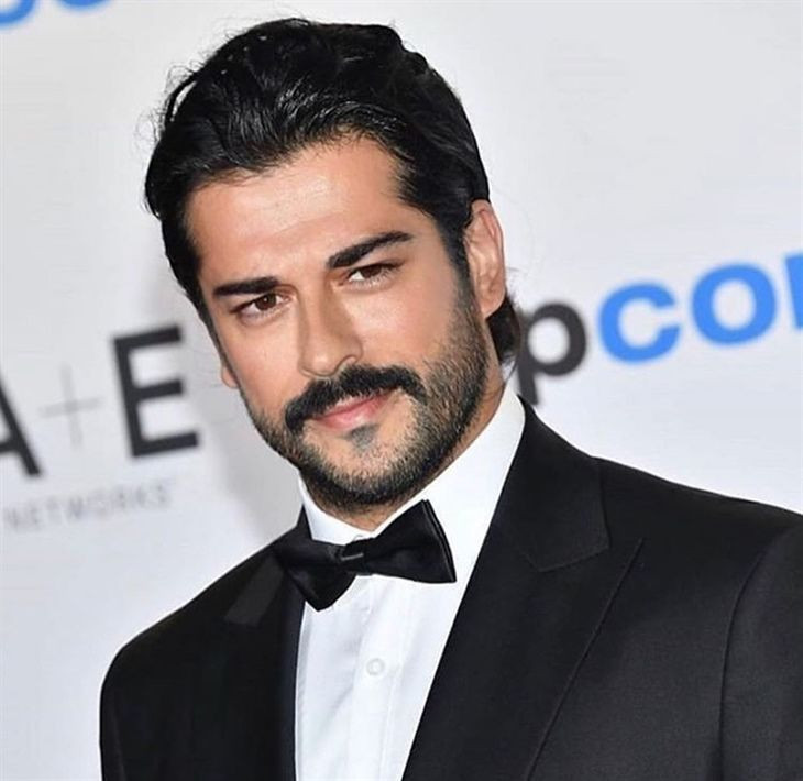 Fransa'da Türk dizileri rüzgarı esti! Kuruluş Osman'ın yıldızı Burak Özçivit de oradaydı - Resim: 2