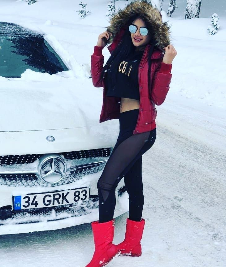 Eski gelin adayı Naz Mila, kalçasına dövme yaptırdI Instagram'dan paylaşınca... - Resim: 3