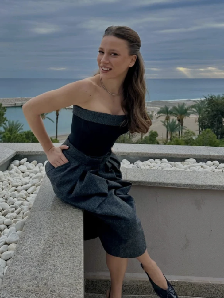 Serenay Sarıkaya'ya yeni görev! Dünya çapında tanıtacak - Resim: 1