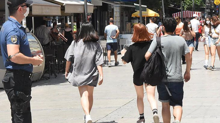 Bolu Valisi Ahmet Ümit'ten korkutan açıklama: Vakalar kontrol altına alınamıyor - Resim: 1