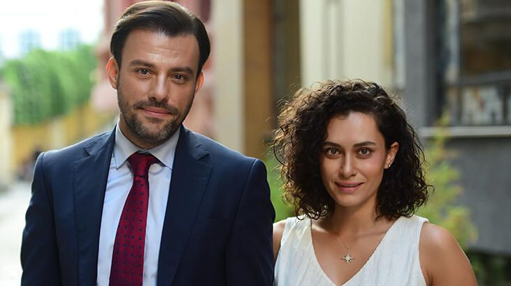 TV8 Kırmızı Oda kadrosuna usta oyuncu katıldı! Binnur Kaya'nın annesini oynayacak - Resim: 3