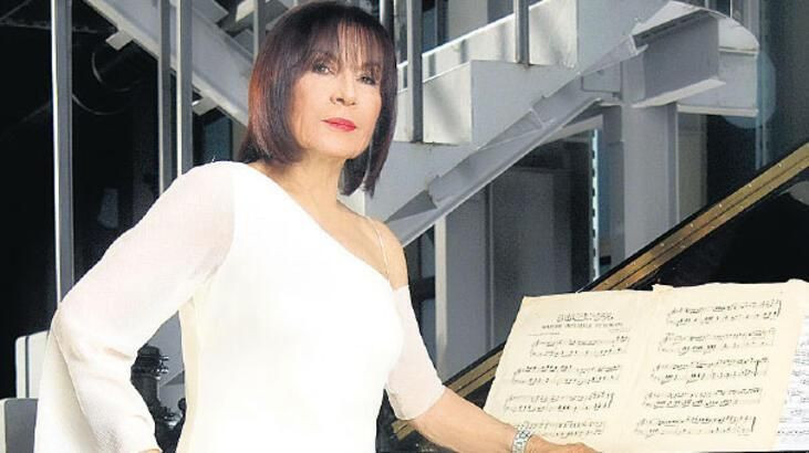 16 yaş küçük aşkını Nilgün Belgün yıllar sonra itiraf etti! Kahvesine tükürdüğü ismi duyan inanamadı - Resim: 3