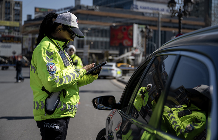 Sürücüler dikkat! Bunları bilmiyor olabilirsiniz, büyük cezası var - Resim: 2