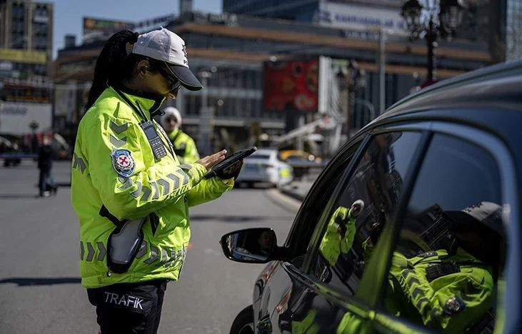 Çoğu bilmiyor, bu cezalar cep yakacak! Bayramda yola çıkmadan bakın - Resim: 2