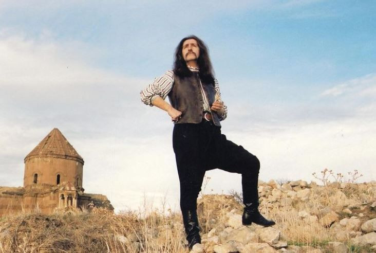 Ölüm yıldönümünde gerçeği öğrenenler şoke oldu Barış Manço'nun gerçek adı ne? - Resim: 2