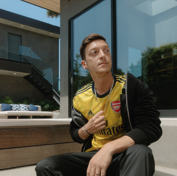 Mesut Özil'in yeni imajı olay oldu herkesi şaşırttı - Resim: 2