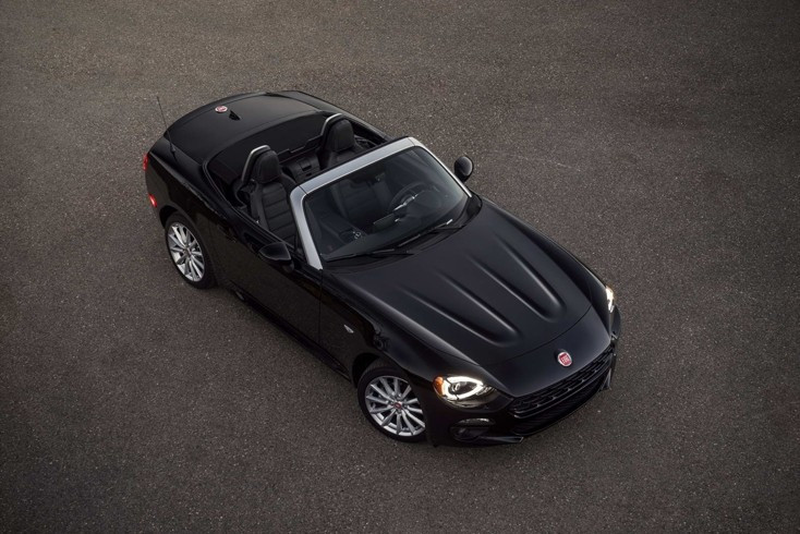 Fiat 124 Spider  fuarda - Resim: 1