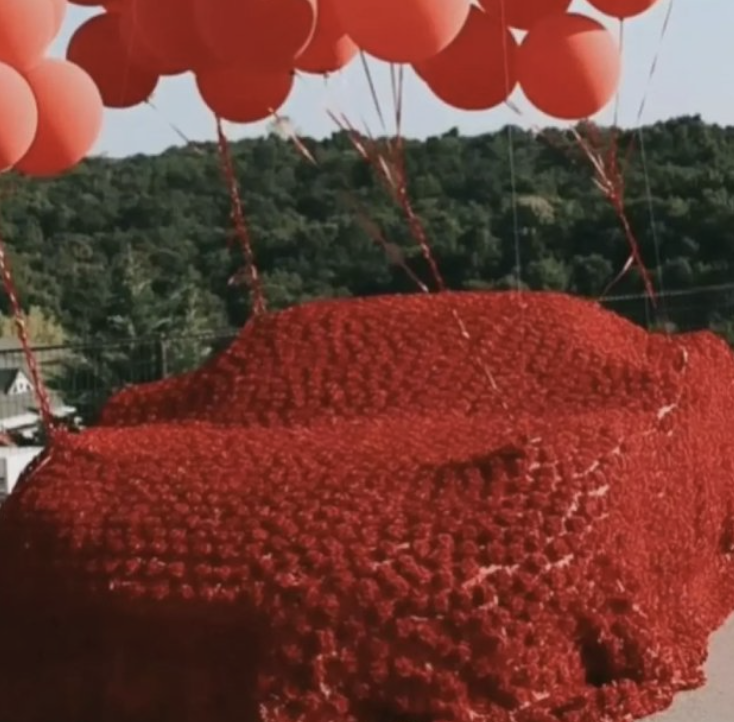 Kara para davasının simgesi olmuştu! Dilan ve Engin Polat çiftinin kırmızı ferrarisi satışa çıktı, fiyatı... - Resim: 4