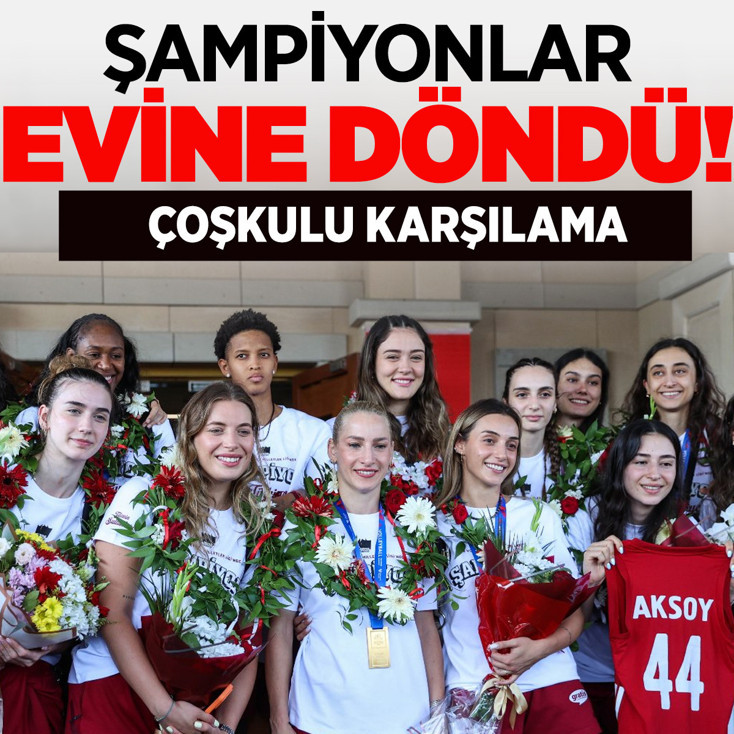 Şampiyonlar evinde! Filenin Sultanları'na coşkulu karşılama