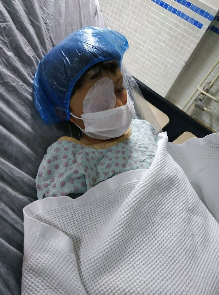 Konya'da merak edip duvar deliğinden bakan Arda gözlerinden oldu - Resim: 4