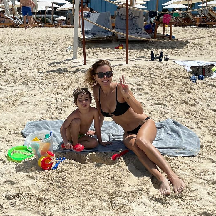 Sunucu Ece Erken'den plaj pozları içiniz ısınsın! - Resim: 3