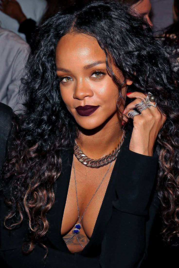 Rihanna önce sahneyi sonra moda dünyasını sallamıştı! 36 milyon dolar zarar etti - Resim: 4