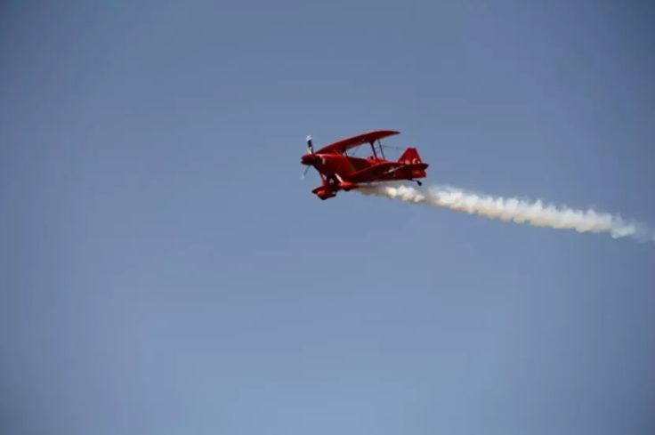 Türkiye’nin ilk kadın akrobasi pilotu Semin Öztürk gösterisiyle mest etti - Resim: 1