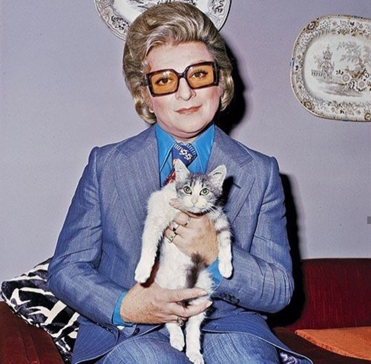 Zeki Müren'in intihar ettiği iddiasını Onur Akay yazdı ortalık çalkalandı - Resim: 3