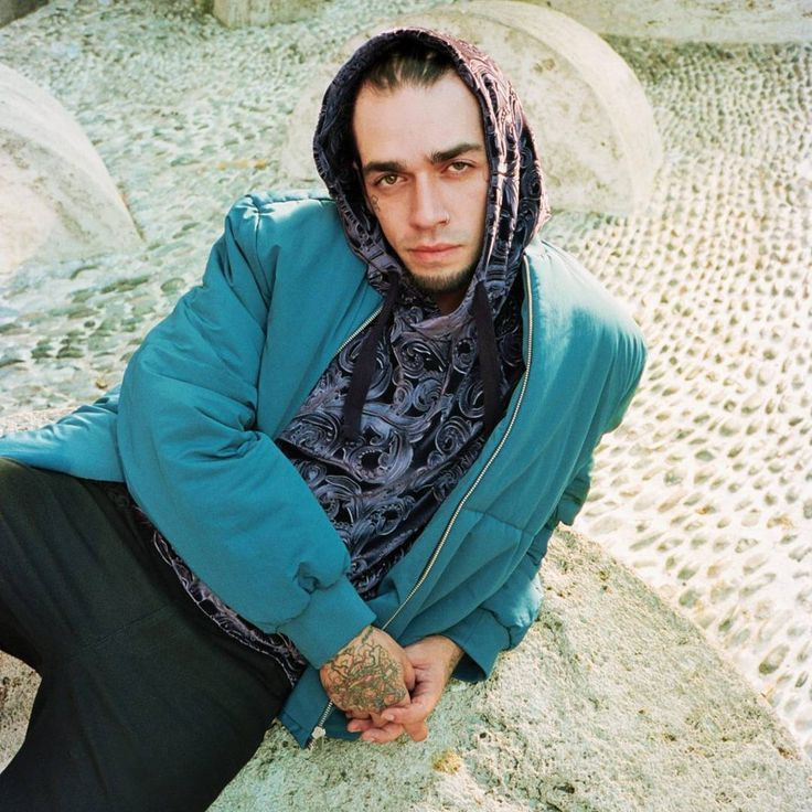 Rapçi Ezhel'in Alman vatandaşlığı aldığı iddiası ortalığı karıştırdı açıklama geldi - Resim: 1