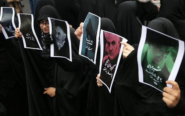 İran'da Trump'a öfke çığırından çıktı! 'Trump'ın kellesini getirene 80 milyon dolar ödül' - Resim: 2